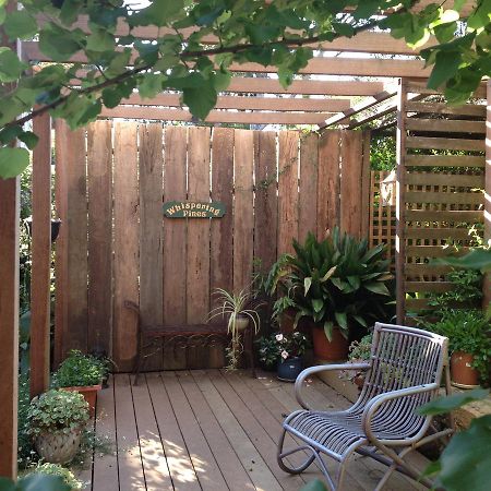 Whispering Pines Bed And Breakfast Collie Exterior foto
