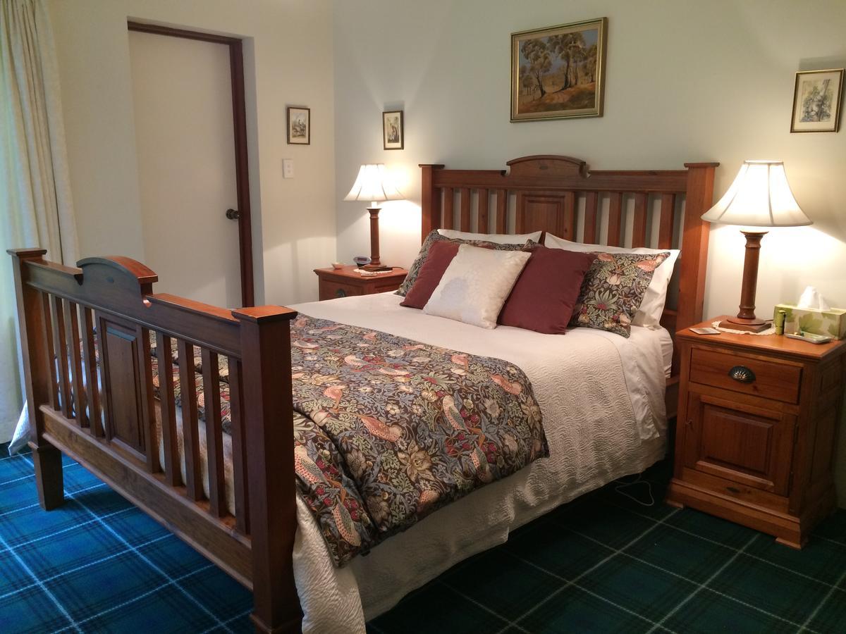 Whispering Pines Bed And Breakfast Collie Exterior foto